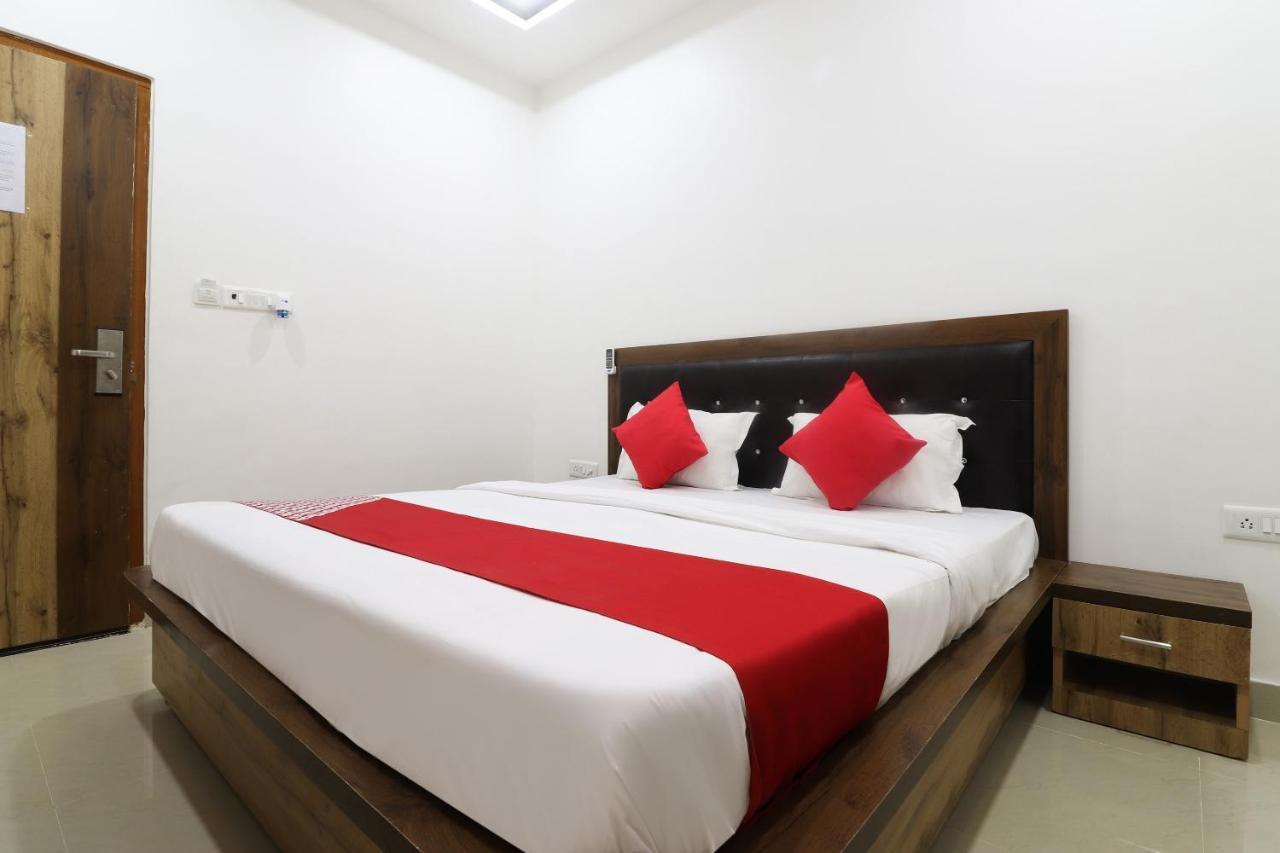 Hotel O Vrindavan Inn Near Lulu Mall Bijnaur Exterior photo