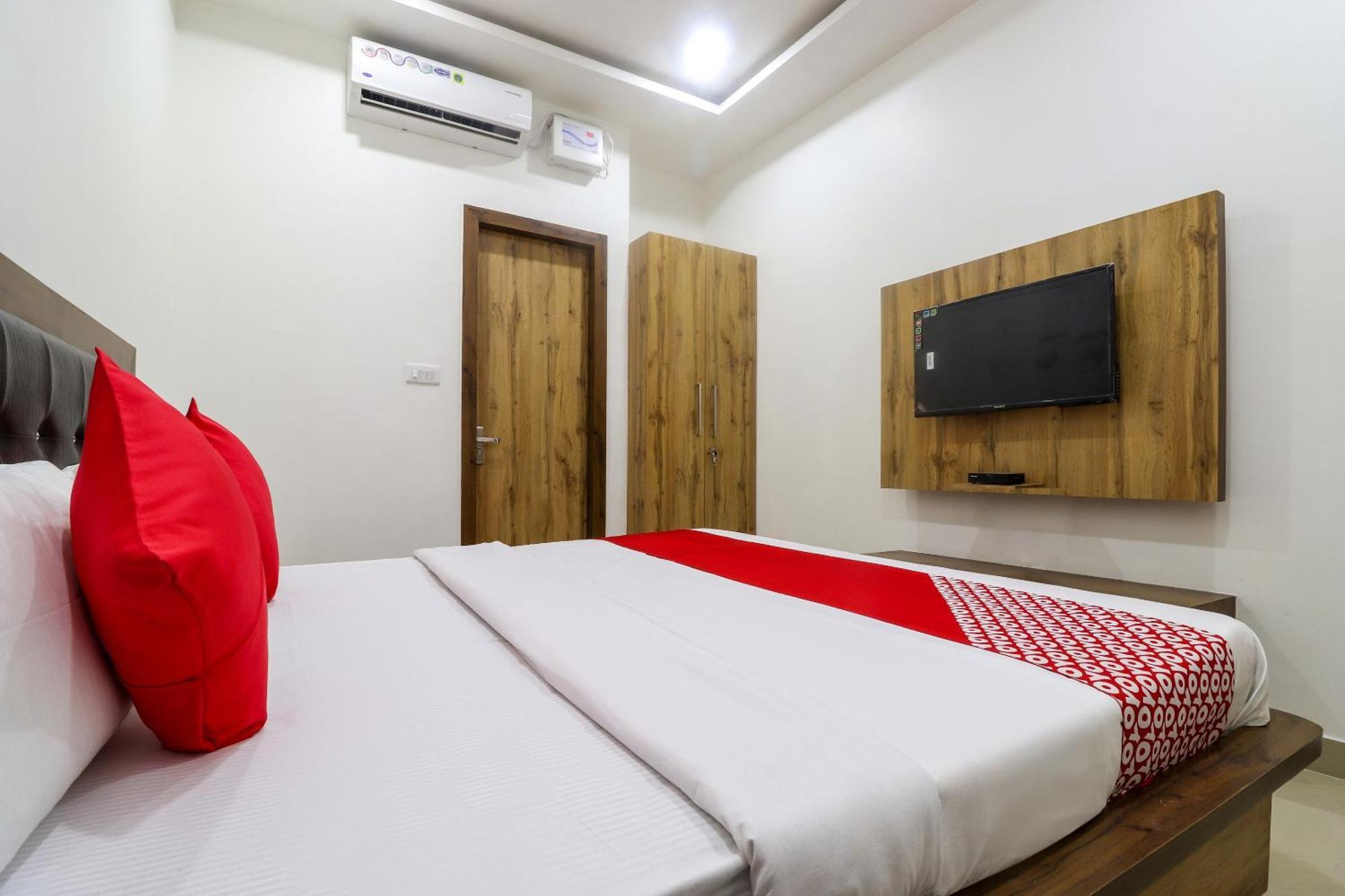 Hotel O Vrindavan Inn Near Lulu Mall Bijnaur Exterior photo